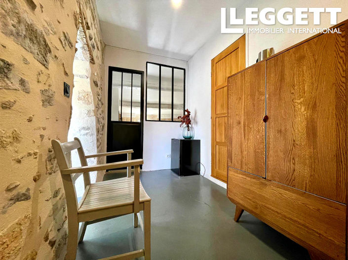 Image No.9-3 Bed House for sale