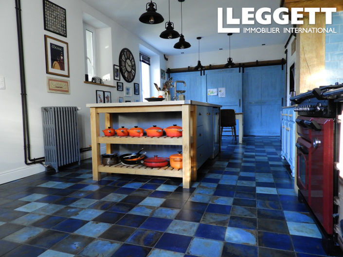 Image No.3-4 Bed House for sale