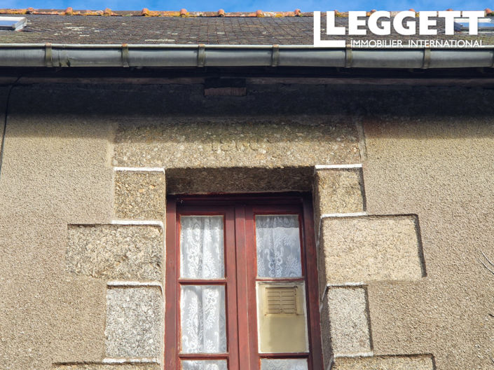 Image No.10-2 Bed House for sale