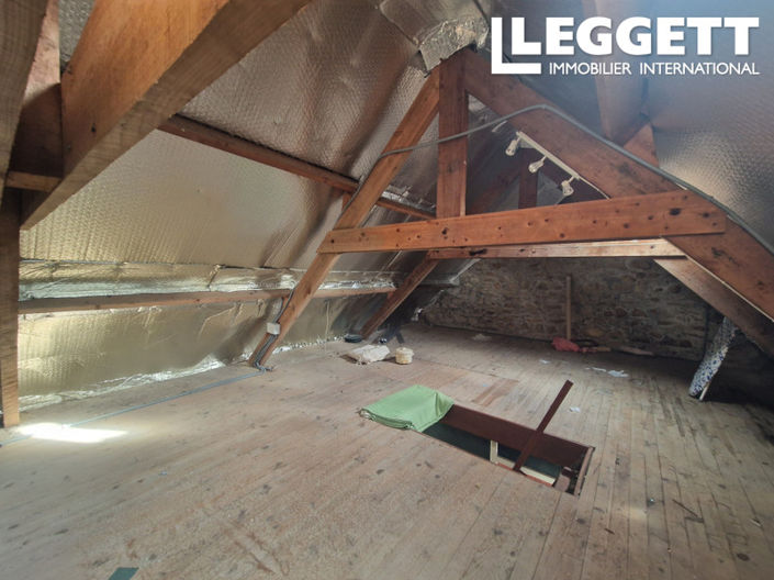 Image No.9-2 Bed House for sale