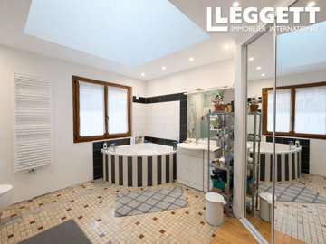 ahr0chm6ly9jzg4uagvzdglhlmltbw8vaw1hz2uvvevom