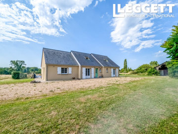 1 - Maine-et-Loire, House