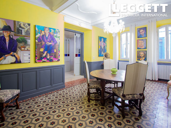 Image No.6-6 Bed House for sale