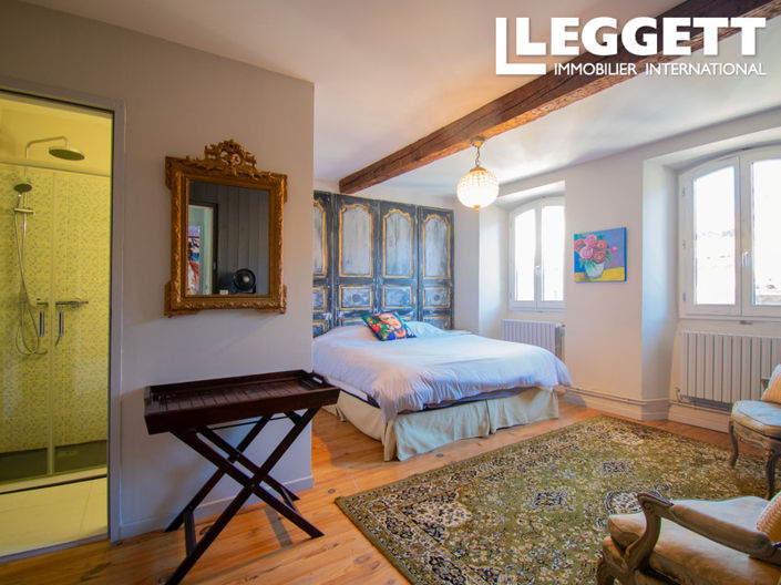 Image No.7-6 Bed House for sale