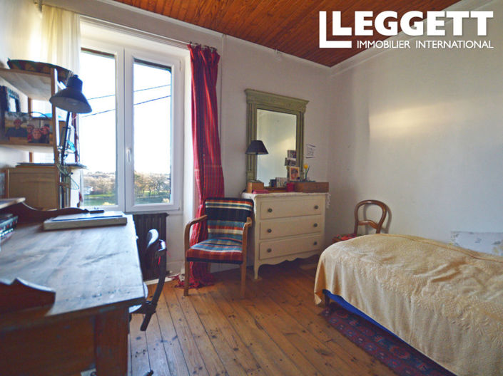 Image No.7-3 Bed House for sale