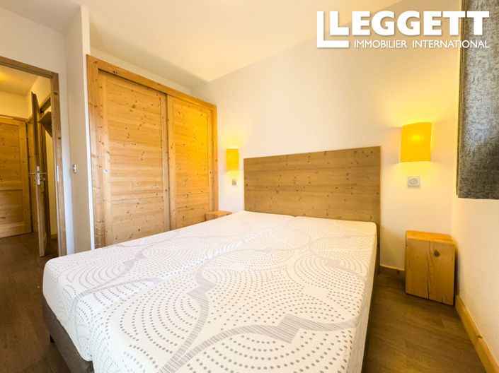 Image No.6-Apartment for sale