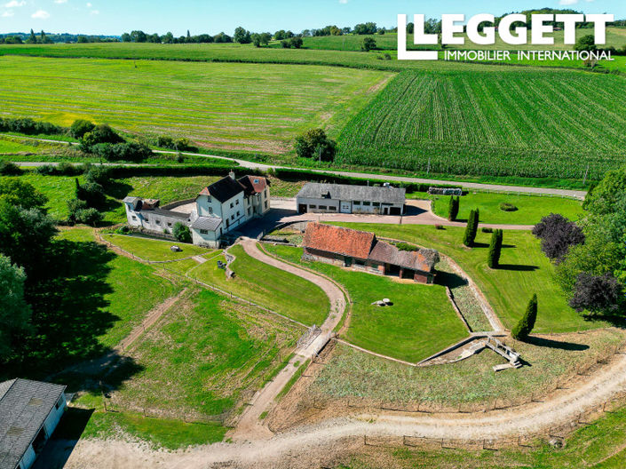 Image No.1-4 Bed House for sale