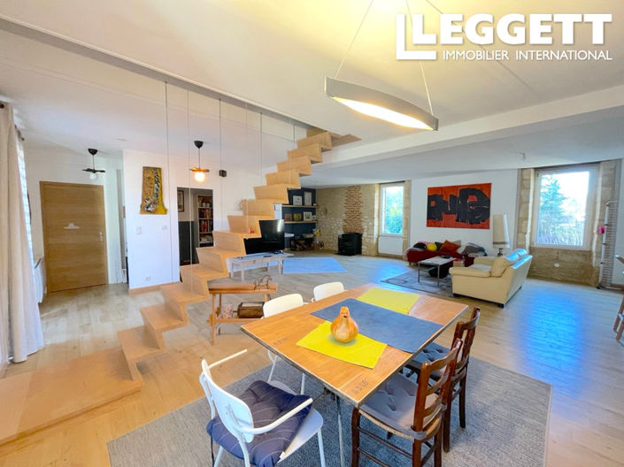 Image No.6-5 Bed House for sale