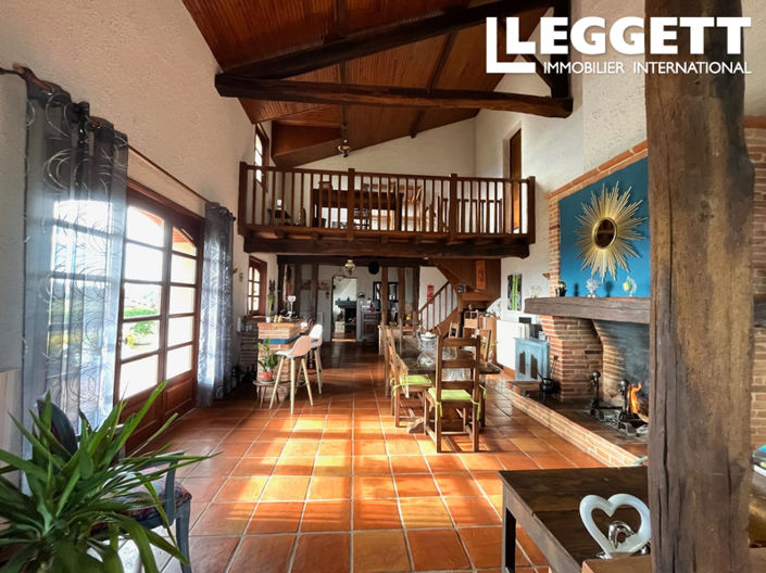 Image No.6-3 Bed House for sale