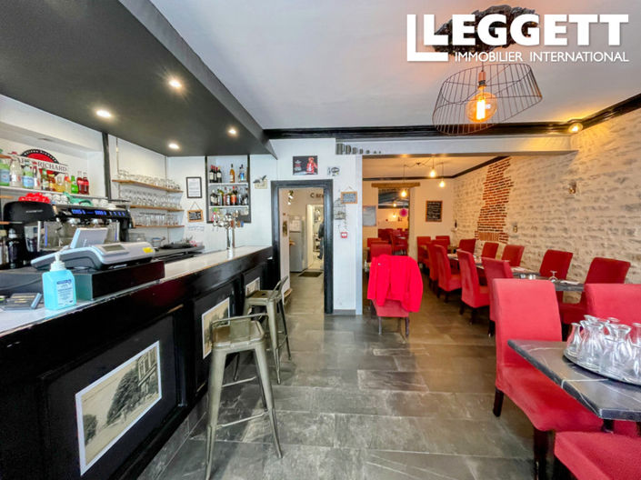 Image No.4-Commercial de 3 chambres à vendre à Sées