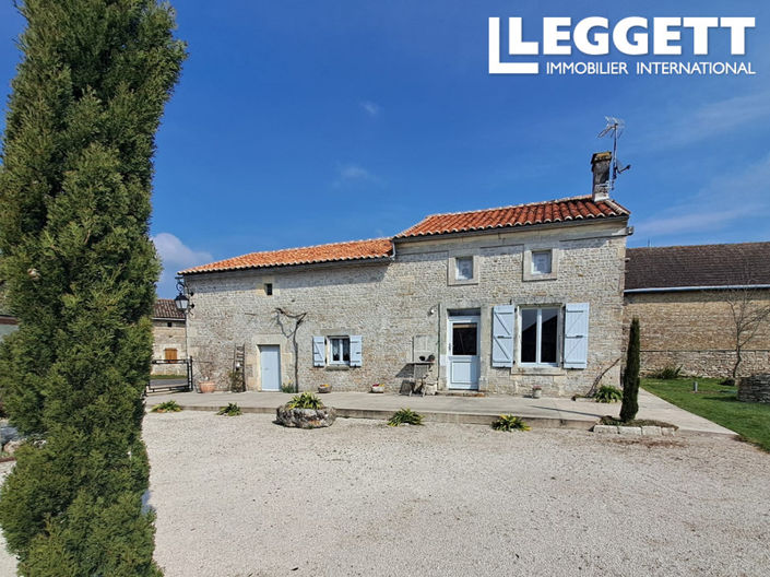 Image No.1-Maison de 2 chambres à vendre à Paizay-Naudouin-Embourie