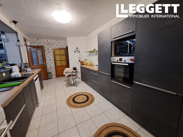 Image No.3-5 Bed House for sale