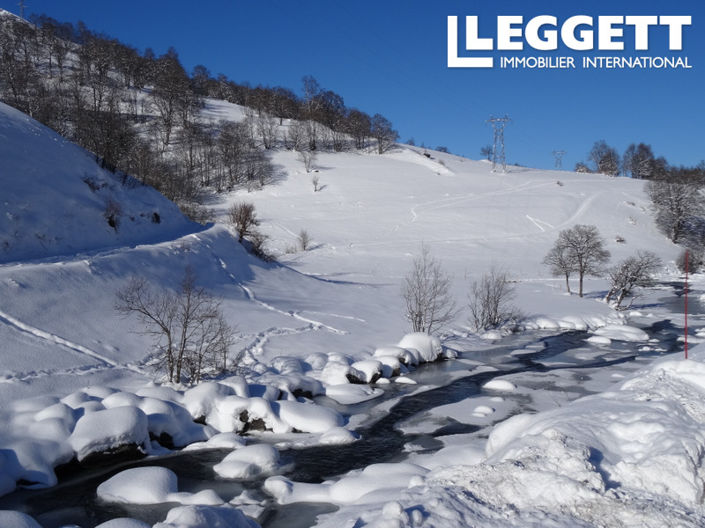 Image No.2-4 Bed House for sale