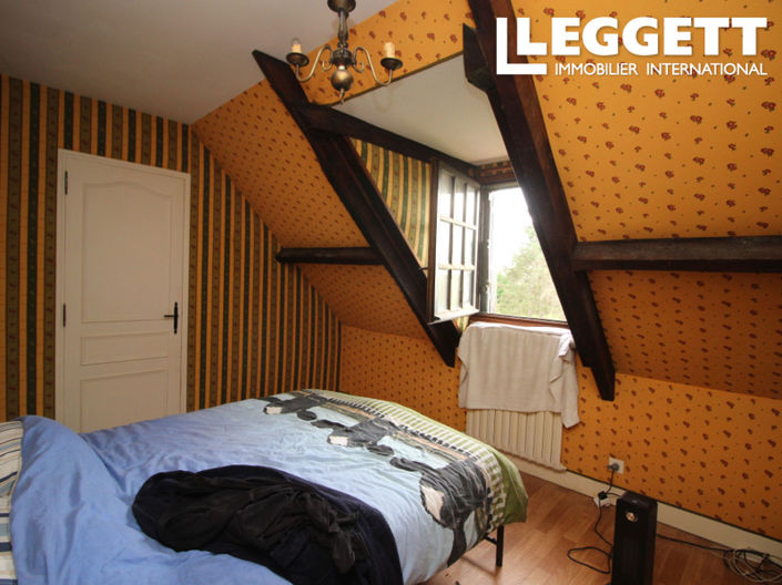 Image No.9-5 Bed House for sale