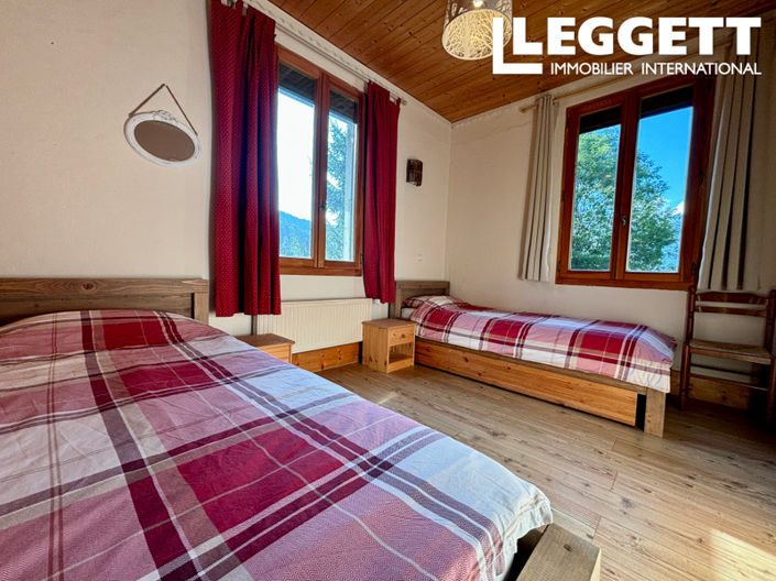 Image No.9-5 Bed Apartment for sale