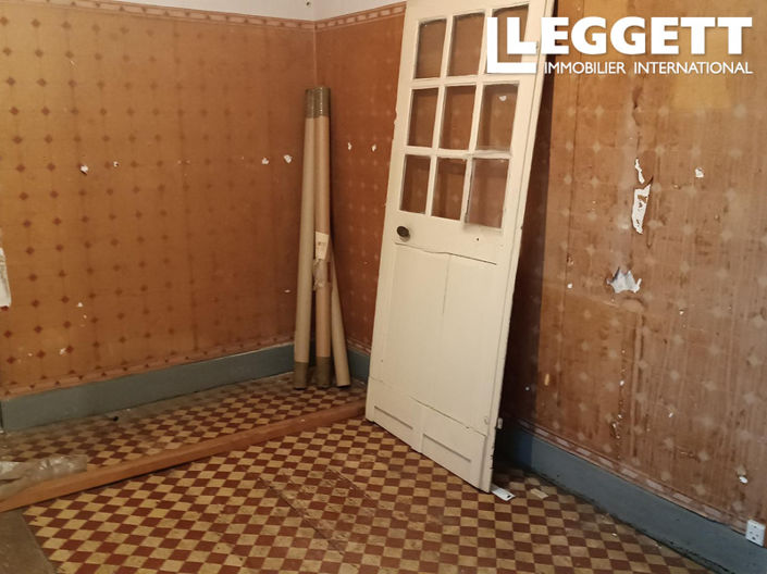 Image No.6-House for sale