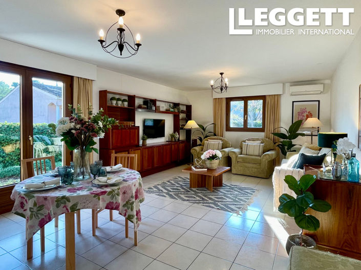 Image No.1-3 Bed House for sale