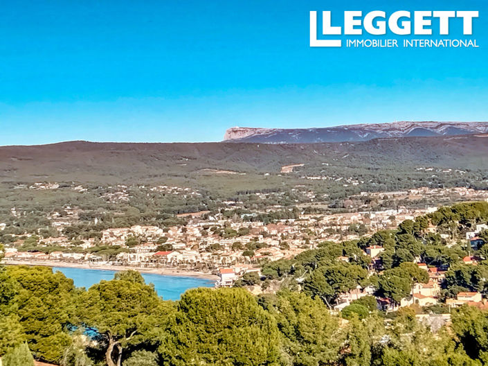 Image No.2-4 Bed House for sale