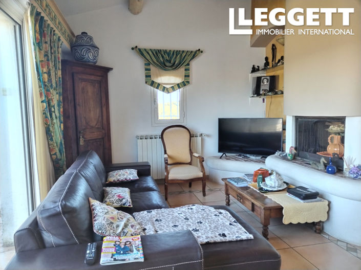 Image No.8-4 Bed House for sale