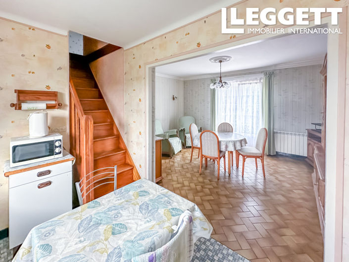 Image No.6-4 Bed House for sale