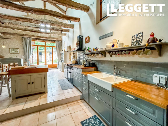 Image No.3-5 Bed House for sale