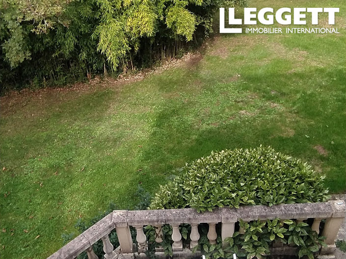 Image No.6-6 Bed House for sale