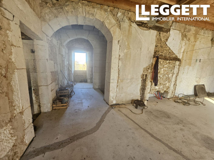 Image No.8-House for sale