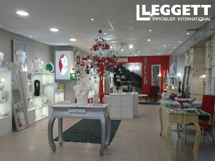 Image No.3-Commercial de 5 chambres à vendre à Dordogne