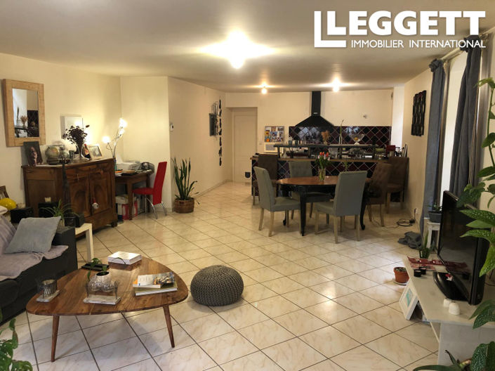 Image No.4-Commercial de 5 chambres à vendre à Dordogne