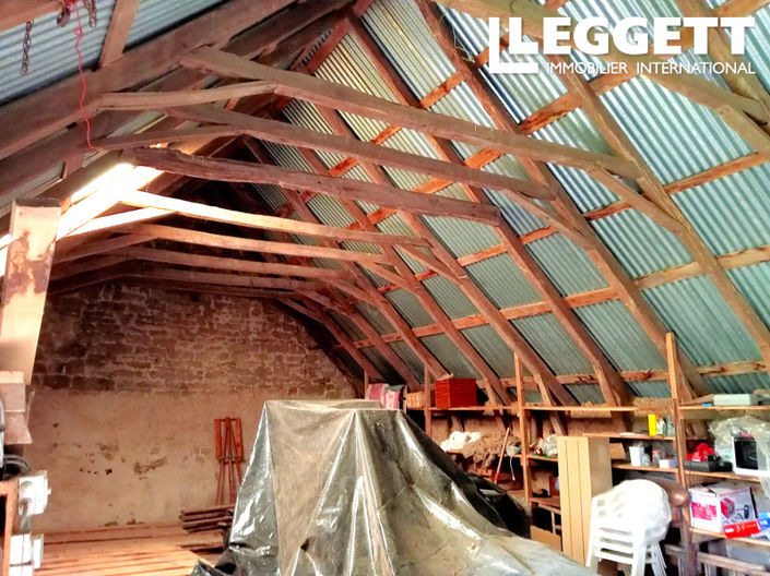 Image No.9-3 Bed House for sale