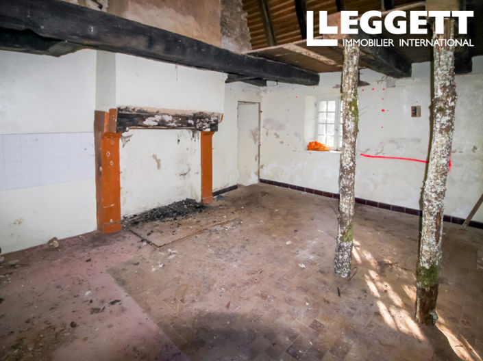 Image No.6-House for sale