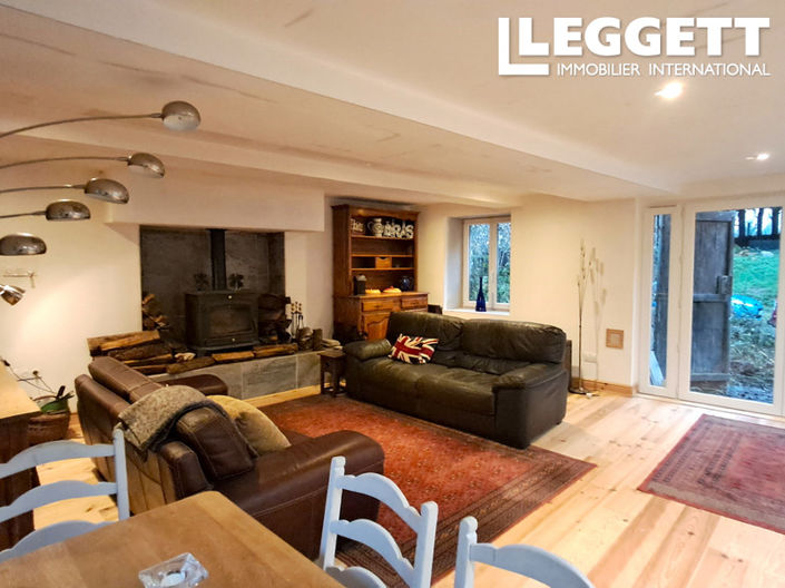 Image No.8-4 Bed House for sale