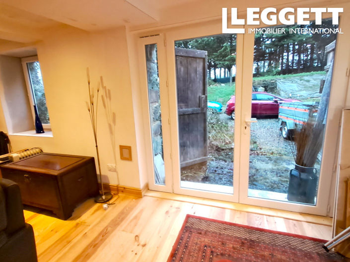 Image No.9-4 Bed House for sale