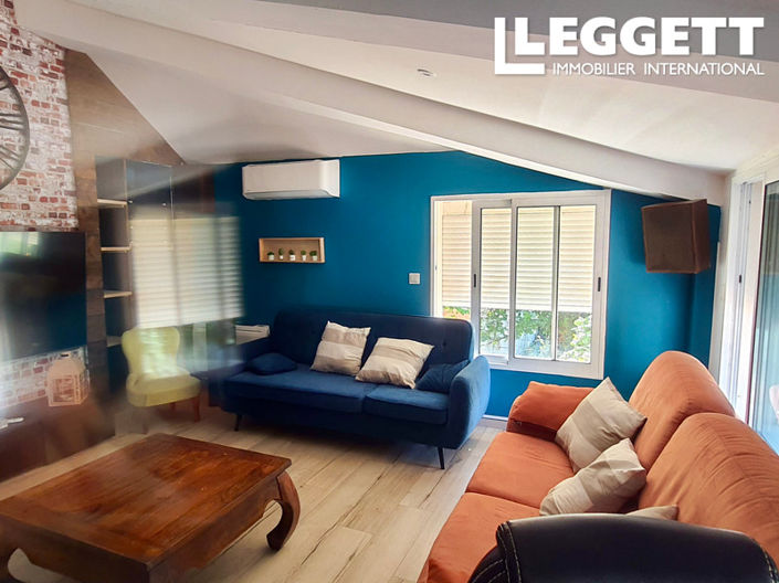 Image No.4-Maison de 6 chambres à vendre à Saint-Julien-les-Rosiers