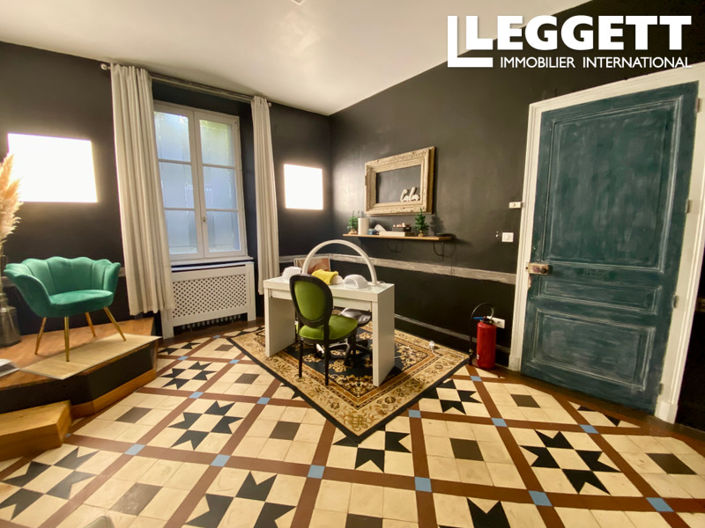 Image No.5-6 Bed House for sale