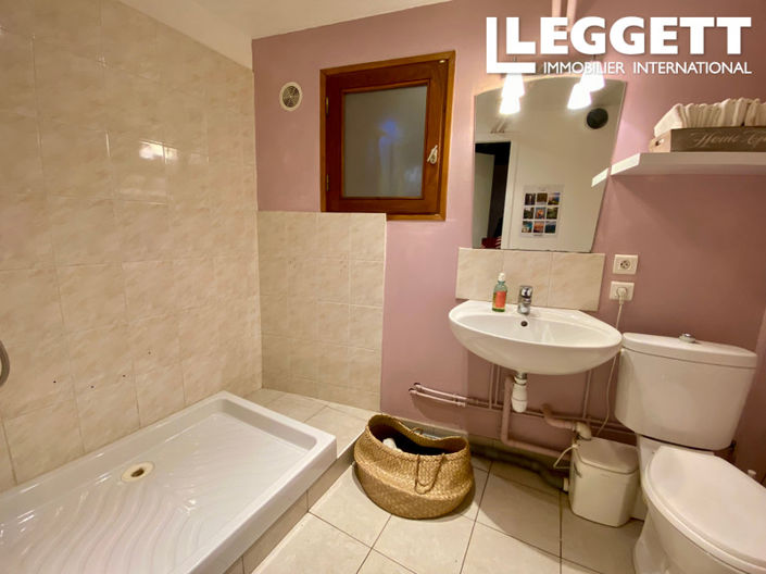 Image No.7-6 Bed House for sale