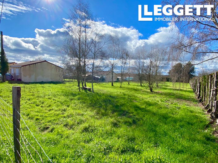 Image No.10-Terre à vendre à Rochechouart