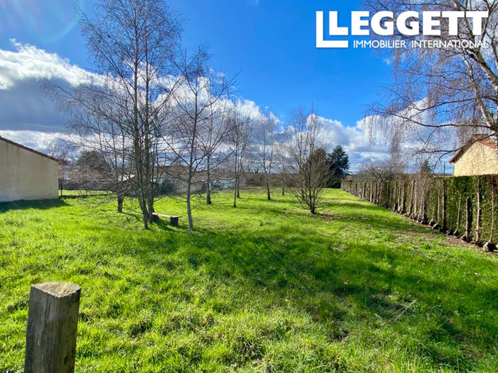 Image No.3-Terre à vendre à Rochechouart