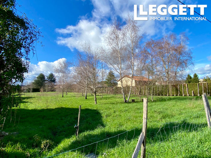 Image No.4-Terre à vendre à Rochechouart