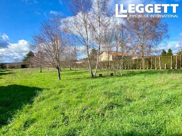 Image No.5-Terre à vendre à Rochechouart