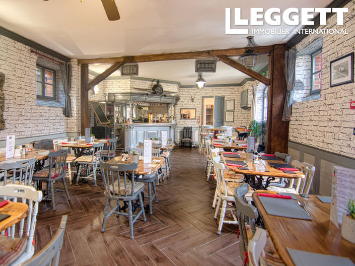 Image No.2-4 Bed House for sale