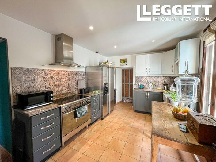 Image No.6-2 Bed House for sale