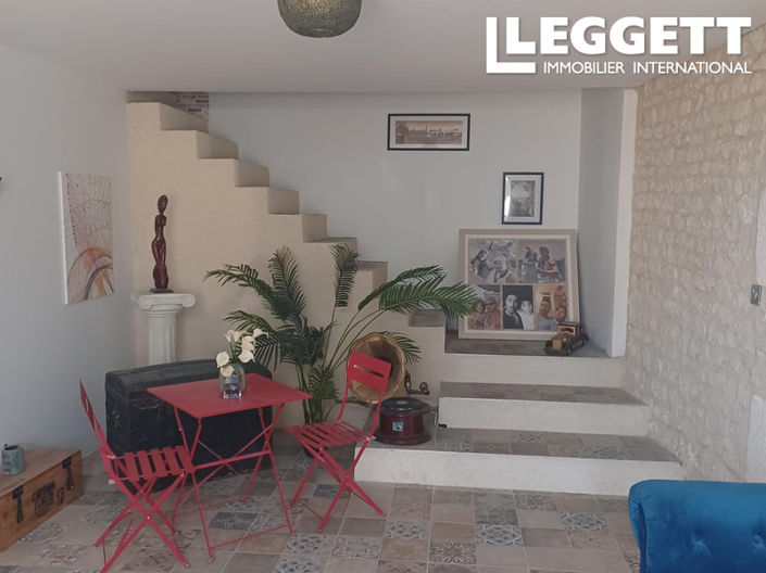 Image No.10-5 Bed House for sale