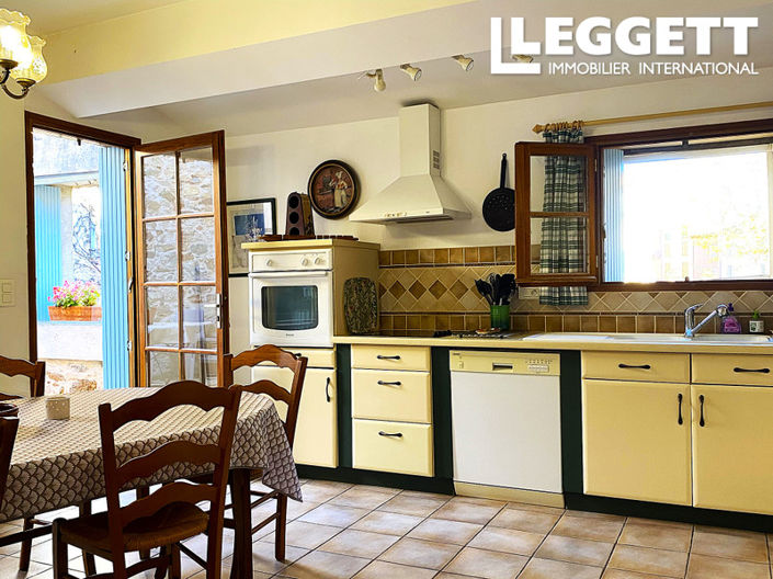 Image No.9-3 Bed House for sale