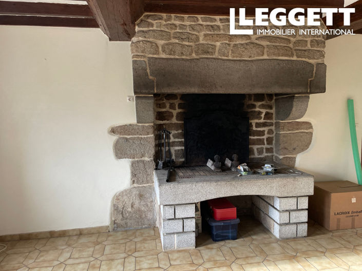 Image No.5-6 Bed House for sale