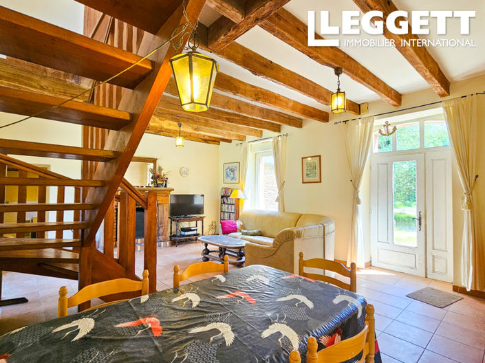 Image No.5-6 Bed House for sale