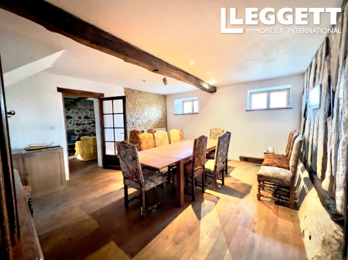 Image No.6-7 Bed House for sale