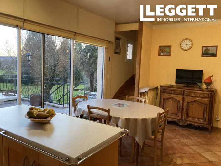 Image No.7-Maison de 6 chambres à vendre à Saint-Dizier-Masbaraud