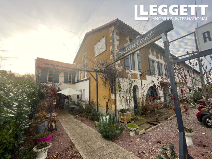 Image No.6-6 Bed House for sale