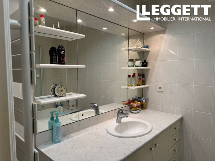 Image No.10-4 Bed Apartment for sale